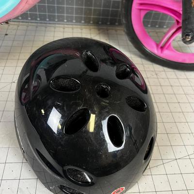 Childs Bike w/ Helmet