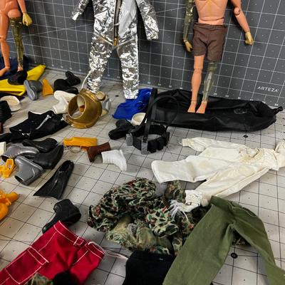 Vintage 12" GI Joe Lot, Figures Equipment, Clothing