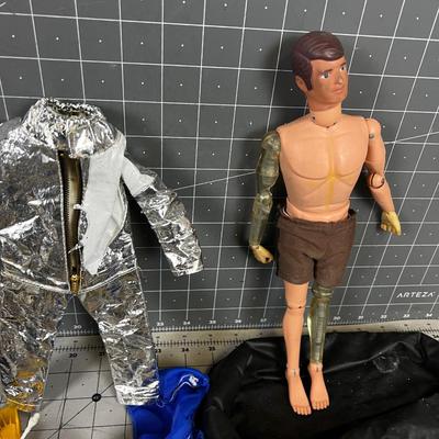 Vintage 12" GI Joe Lot, Figures Equipment, Clothing