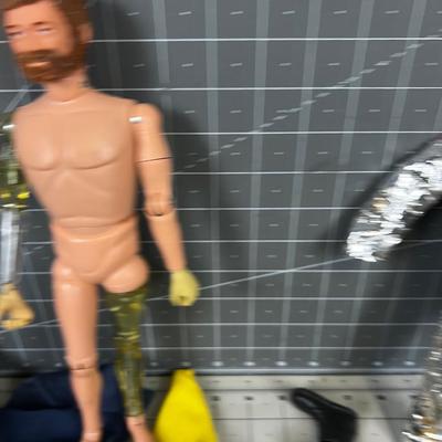 Vintage 12" GI Joe Lot, Figures Equipment, Clothing