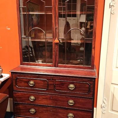 Lot #110 Beautiful Antique Mahogany Bookcase/Secretary, working key, breaks down for moving