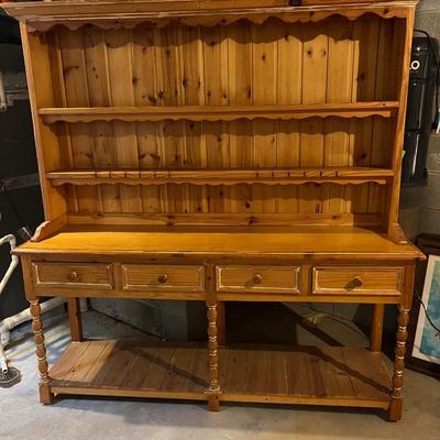 Distressed Two Piece Sideboard Hutch (BS-MK)