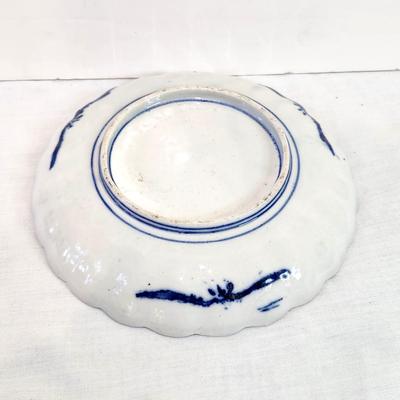 Lot #119  Antique Chinese Imari Plate