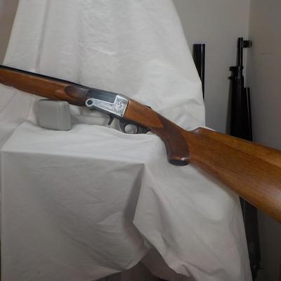 " Companion single shot SKEET 12 ga. Magnum shot gun, made in Italy.  Est.. $175 to $250.