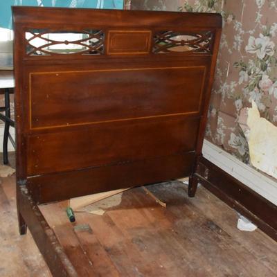 Antique Twin Bed (Pair)