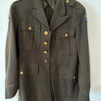 Original Named WWII Army Air Corp Officers Uniform Jacket w/ Patches