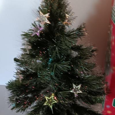 Working! Christmas Trimmeries Continuous color changes 2'.5" Fiber optic tree