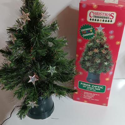 Working! Christmas Trimmeries Continuous color changes 2'.5" Fiber optic tree