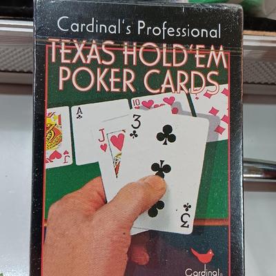 Cardinals professional Texas Hold em' set in case chips, cards, and dice