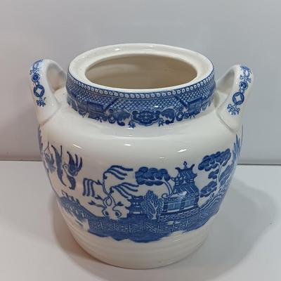 Japan marked Bowl / planter with Dutch girl figure and Delft blue house