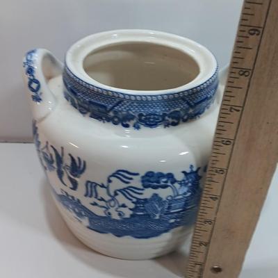 Japan marked Bowl / planter with Dutch girl figure and Delft blue house