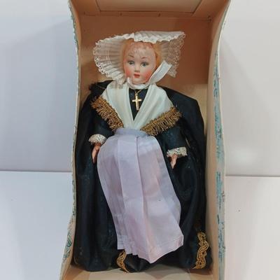 Poupees Cadette NICE Made in France Nunn doll original Box - with original tag