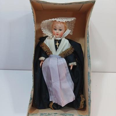 Poupees Cadette NICE Made in France Nunn doll original Box - with original tag