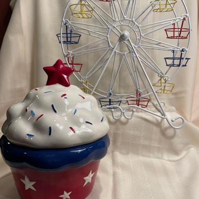 Cookie jar and cupcake ferris wheel