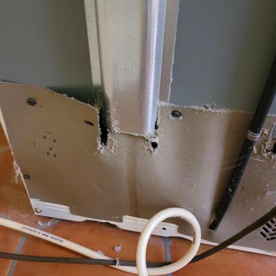 GE Refrigerator-Freezer (L-CE)