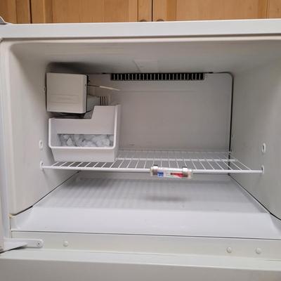 GE Refrigerator-Freezer (L-CE)