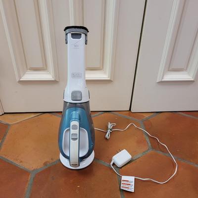 Black and Decker Dustbuster (L-CE)