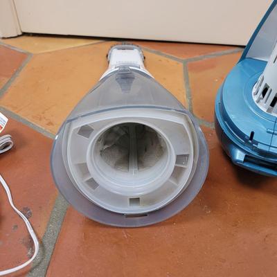 Black and Decker Dustbuster (L-CE)