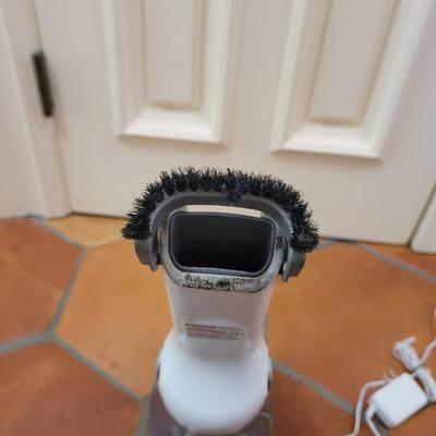 Black and Decker Dustbuster (L-CE)