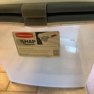 US 2243 Rubbermaid & Sterilite Containers Organizers