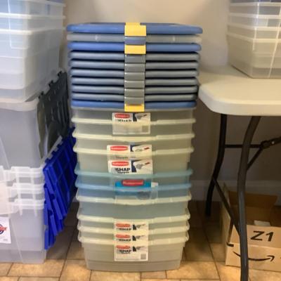 US 2244 Rubbermaid Snap-Top Large Lot
