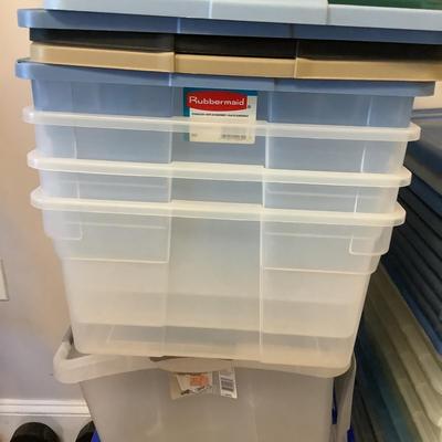 US 2245 Akro Rubbermaid Sterilite Container Lot
