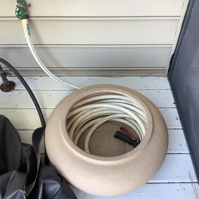 2248 Hose and Plastic Hose Holder
