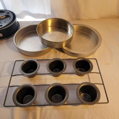 Muffin Tins, Cookie Trays and More (K-CE)