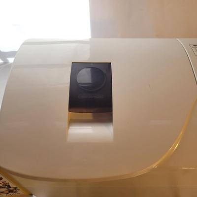 Panasonic Bread Machine with Recipe Book (K-CE)