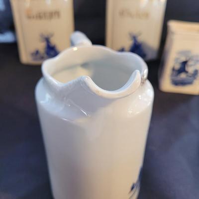 Vintage Delft Style Ceramic Containers (K-CE)