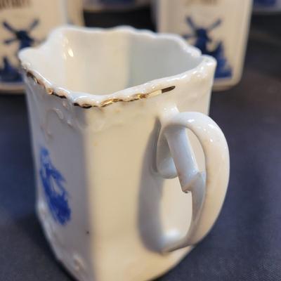 Vintage Delft Style Ceramic Containers (K-CE)