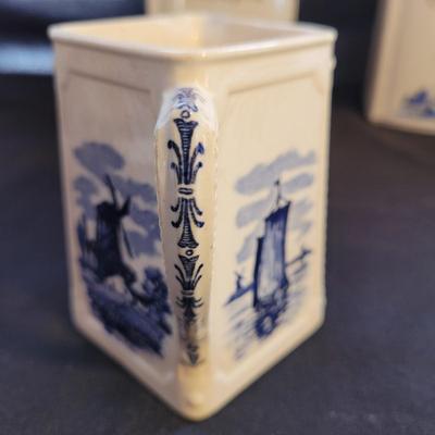 Vintage Delft Style Ceramic Containers (K-CE)