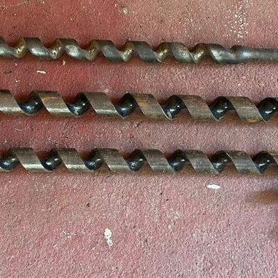 MAKITA 1/2â€ Electric Drill & Drill Bits