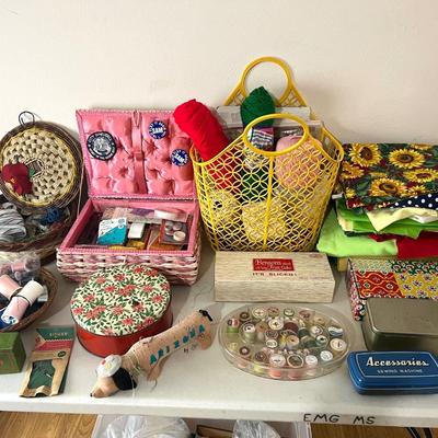 Sewing/Crafting Lot