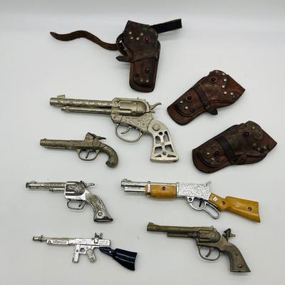 Vintage Toy  Gun Lot of 6 & Leather Holster
