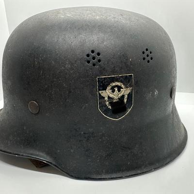 Original WW2 German Helmet ( see description)