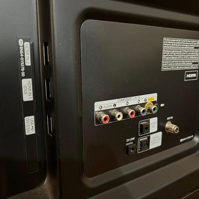 SAMSUNG 55â€ LED TV *NOT A SMART TV*