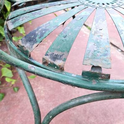 Lot #122 Vintage Double-Seat Garden Chair