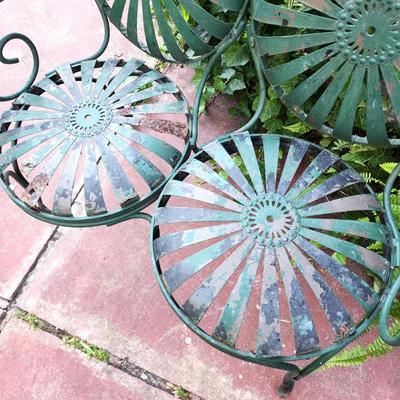 Lot #122 Vintage Double-Seat Garden Chair