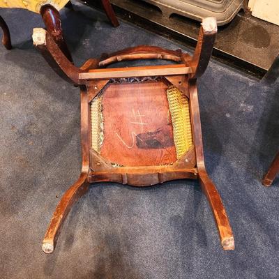 Lot #129  Set of 4 Antique Dining Room/side chaird