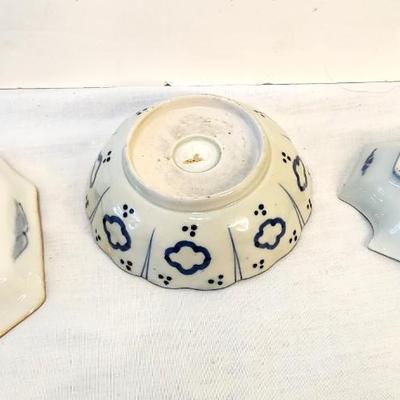 Lot #142  Lot of Antique Chinese Porcelain - Blue/White