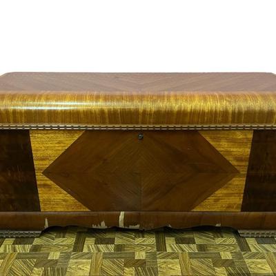 1952 LANE Cedar Chest ~Read Details