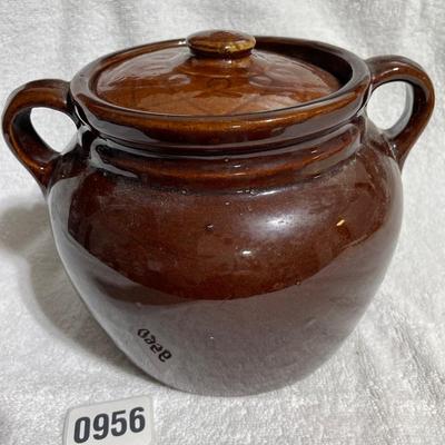 Crock bean pot