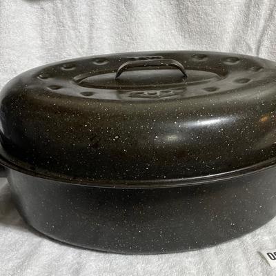 Roasting pan