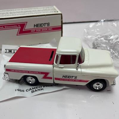 HEIDT'S ERTL LIMITED EDITION 1955 CHEVY CAMEO MODEL BANK