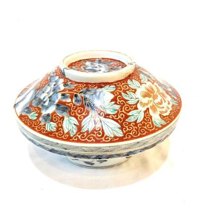Lot #154  Antique Japanese Meiji Porcelain Imari Lidded Bowl