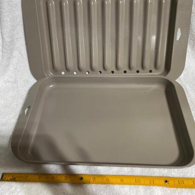 Bacon pan
