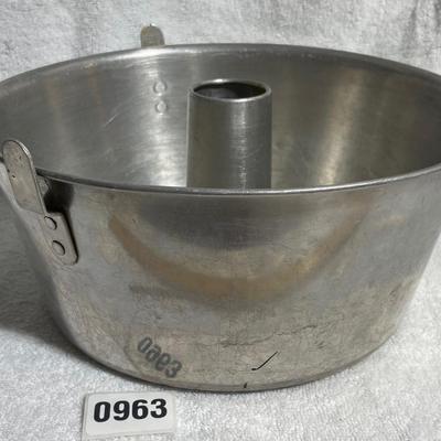 2 pc aluminum Angel food cake pan