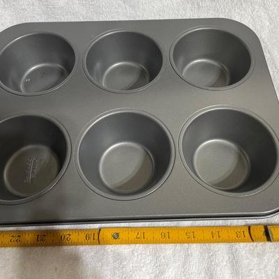 Cupcake pan