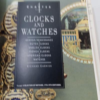 Hardback books on Antiques